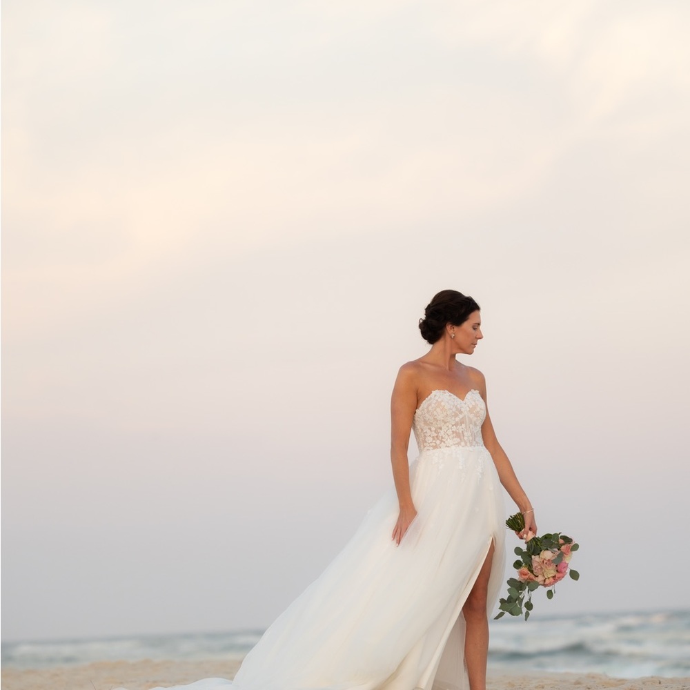 Wedding Dress stella york 7560. Size 10 in Ivory - Picture 4 of 10